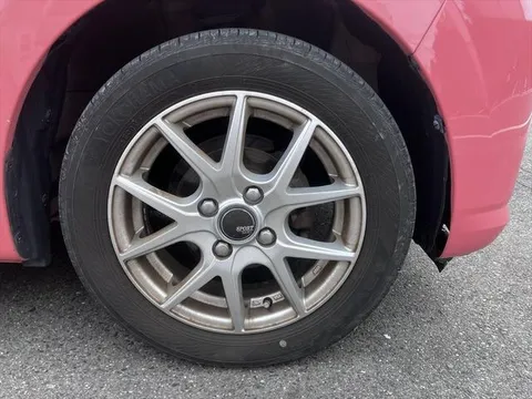 Daihatsu Mira Tocot