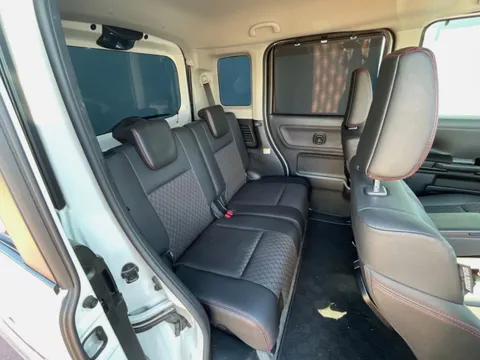Suzuki Spacia Custom