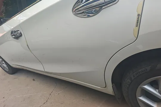 Nissan Tiida