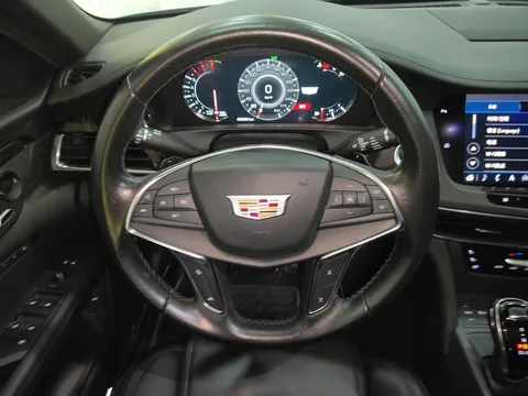 Cadillac CT6