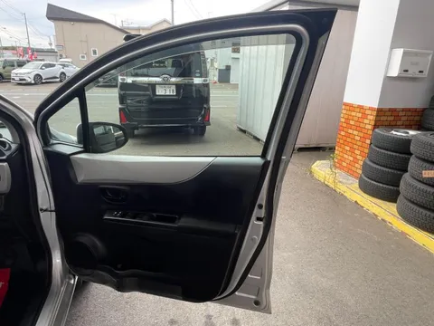 Toyota Yaris (Vitz)