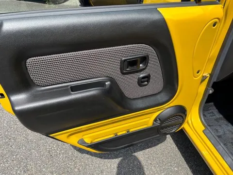Daihatsu Naked