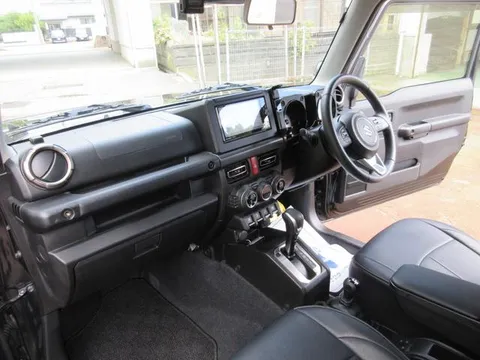 Suzuki Jimny Sierra