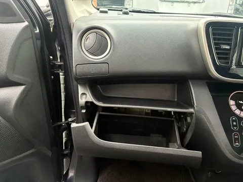 Mitsubishi eK Space Custom