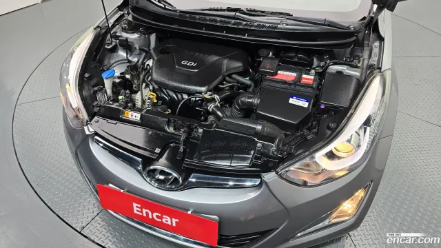 Hyundai Elantra (Avante)