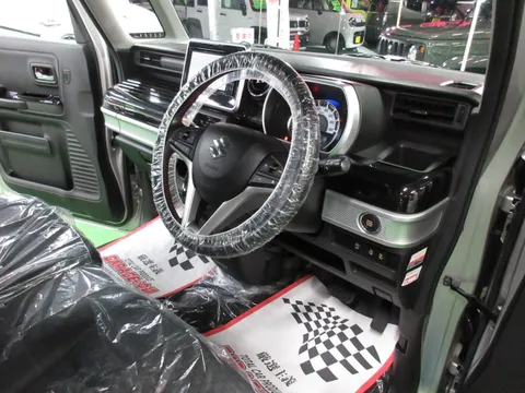 Suzuki Spacia