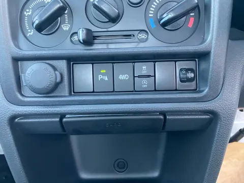 Mitsubishi Minicab Truck