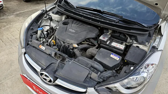 Hyundai Elantra (Avante)