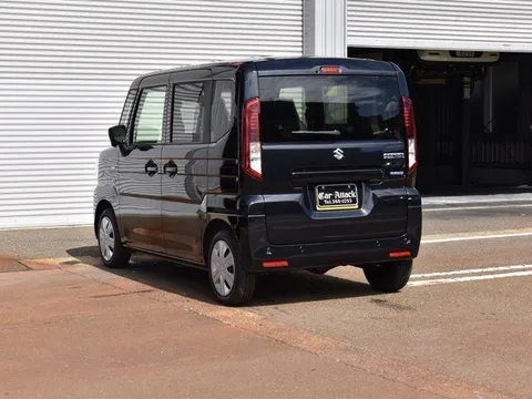 Suzuki Spacia