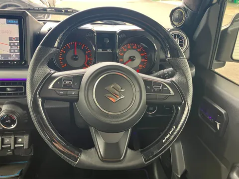 Suzuki Jimny Sierra