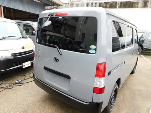 Toyota TownAce Van