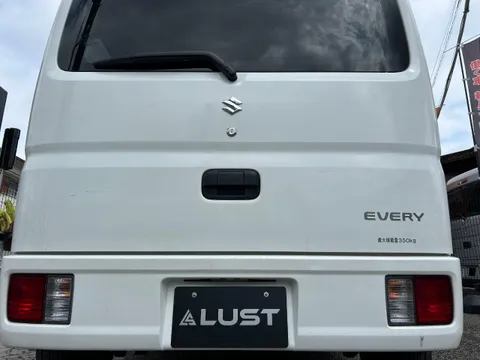 Suzuki Every