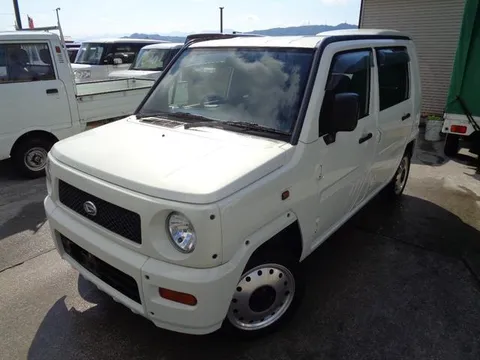 Daihatsu Naked