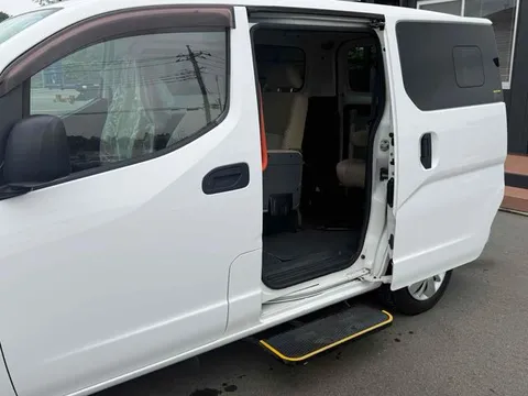 Nissan Vanette