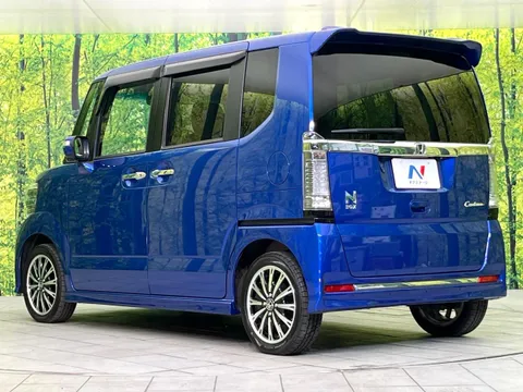 Honda N-BOX Custom