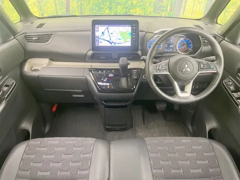 Mitsubishi Delica Mini