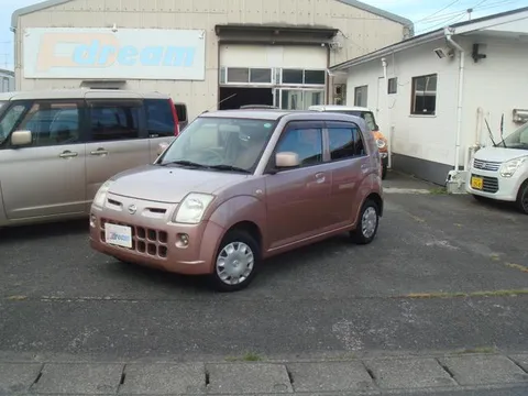 Nissan Pino