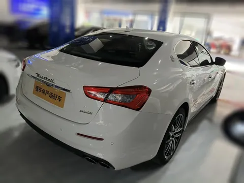 Maserati Ghibli