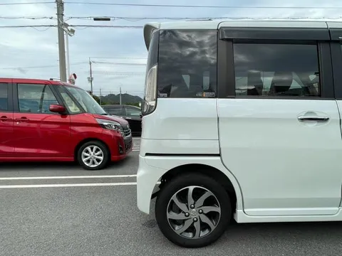 Suzuki Spacia