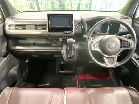 Honda N-WGN Custom