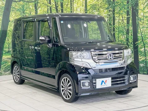 Honda N-BOX Custom