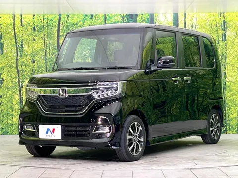 Honda N-BOX Custom