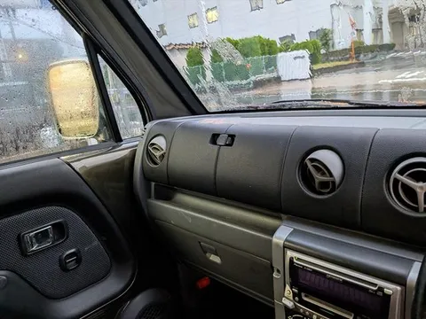 Daihatsu Naked