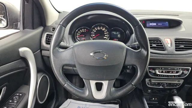 Renault SM3