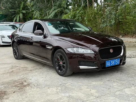 Jaguar XFL