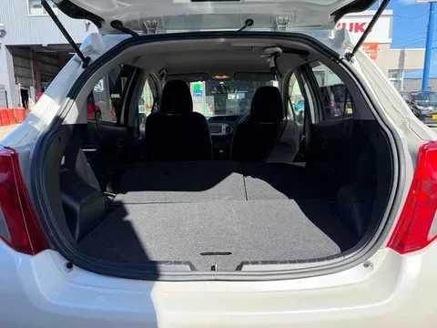 Toyota Yaris (Vitz)