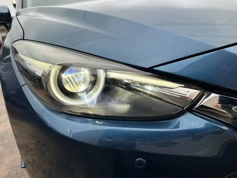 Mazda Axela Sport