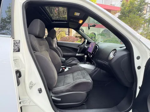 Infiniti ESQ