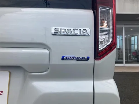 Suzuki Spacia