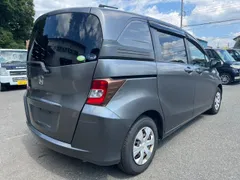 Honda Freed Spike