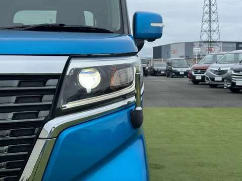 Suzuki Spacia Custom