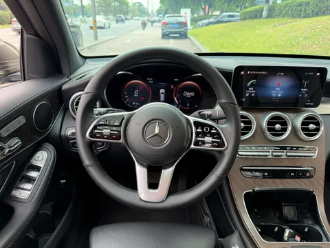 Mercedes-Benz Mercedes-Benz GLC