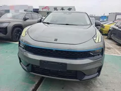 Lynk & Co 05
