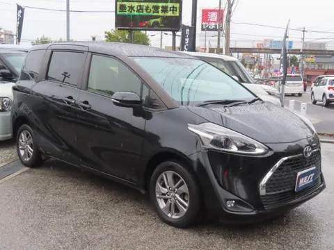 Toyota Sienta