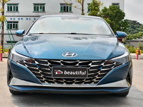 Hyundai Elantra (Avante)