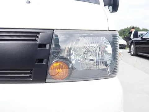 Mitsubishi Minicab Truck