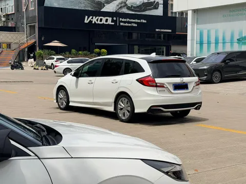 Honda Jade