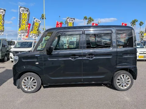 Suzuki Spacia