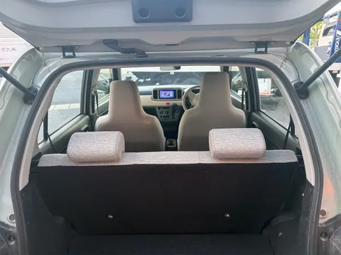 Daihatsu Mira Tocot