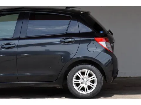 Toyota Yaris (Vitz)