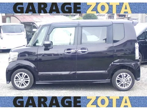 Honda N-BOX Custom