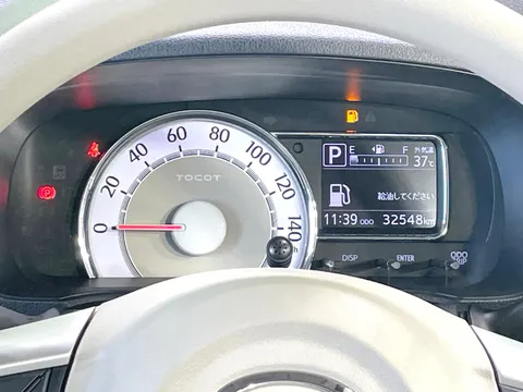 Daihatsu Mira Tocot