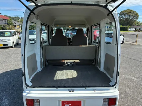 Mitsubishi Minicab Van