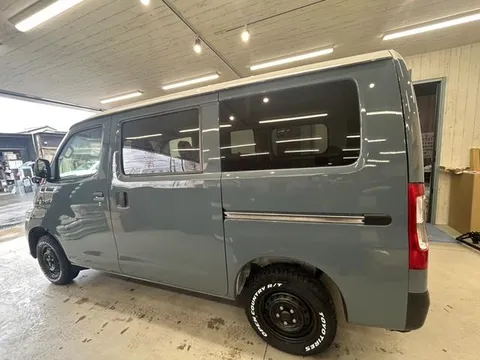 Toyota TownAce Van