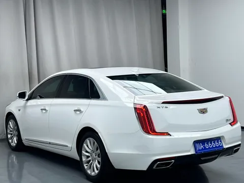 Cadillac XTS