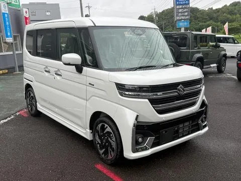 Suzuki Spacia Custom